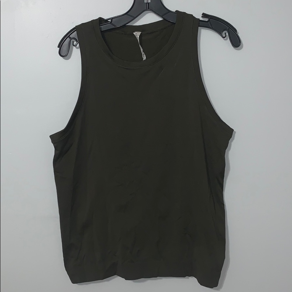 Lululemon army green tank size 6